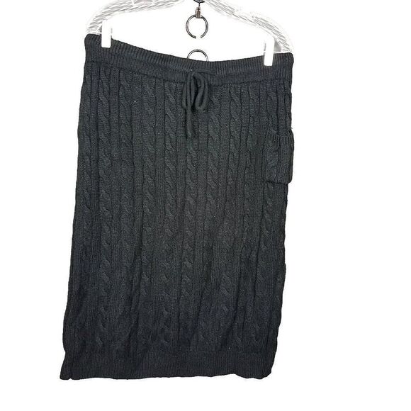 SHEIN Women's Plus Curve Knitted Sweater Midi Skirt  Size 3XL Black Pull On - Picture 1 of 9